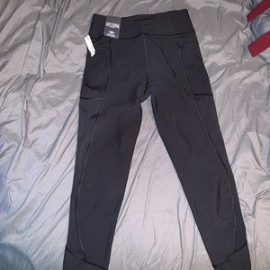 Victoria Sport total knockout tight